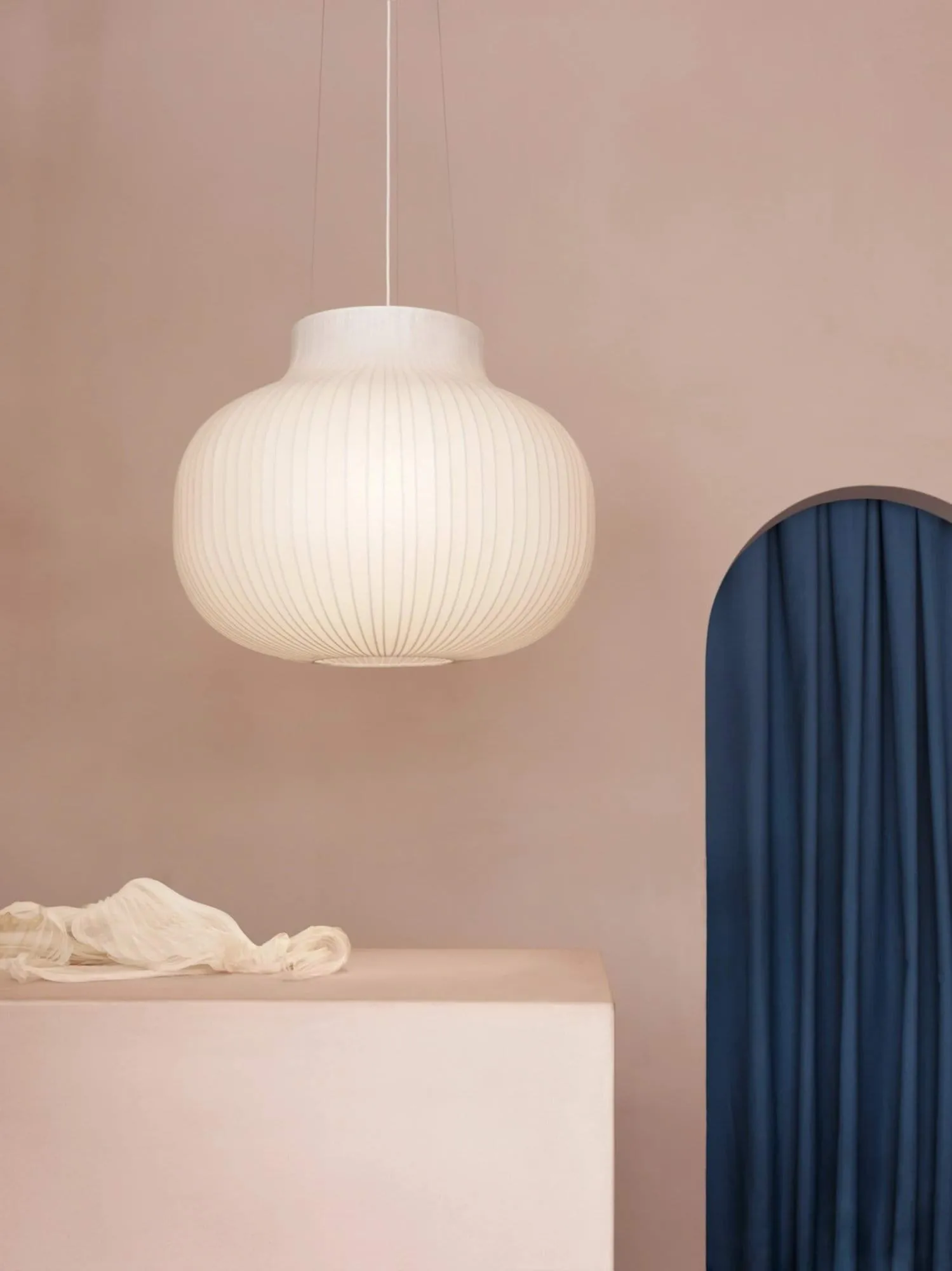 Strand taklampe close, 60 cm Muuto