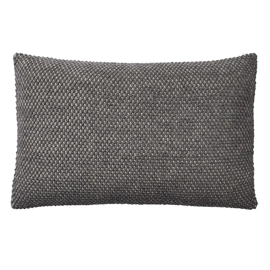 Twine pute 50x80 cm, Dark grey Muuto