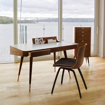 AK 1330 skrivebord - eik hvitolje/hvit, corian topp - Naver Collection