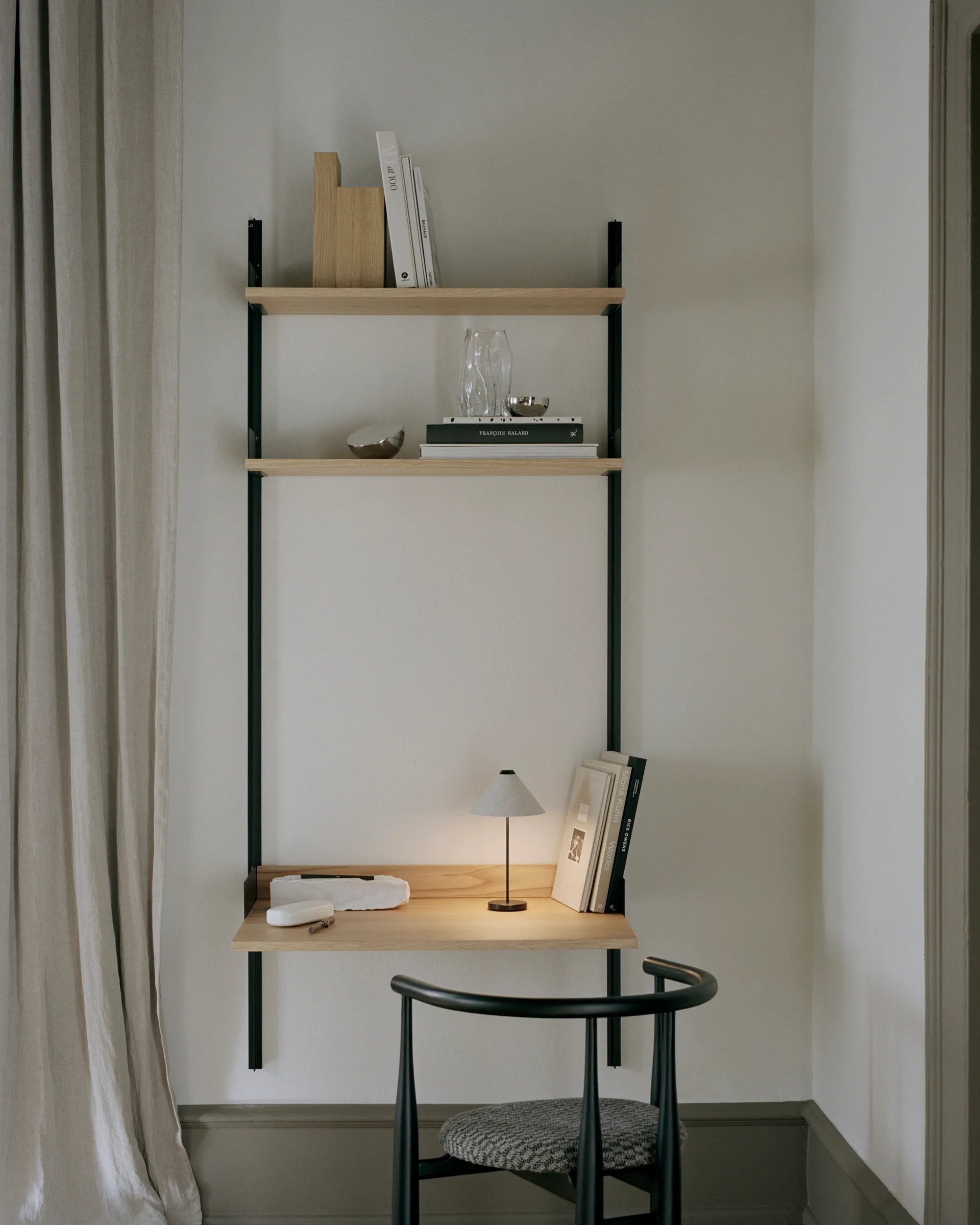 Brolly bærbare bordlampe, Linen New Works