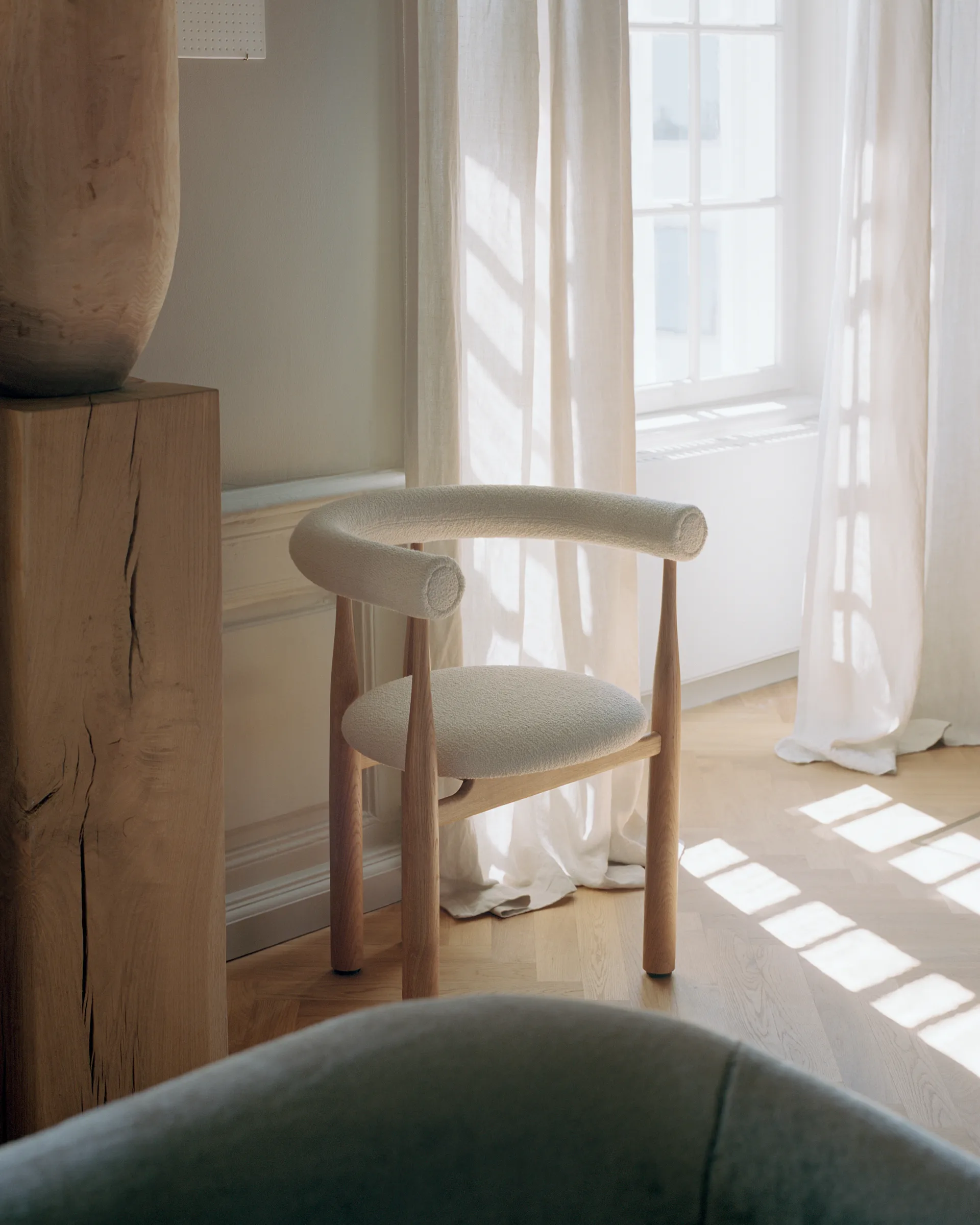 Bukowski armstol trukket, Oak, Barnum Lana New Works