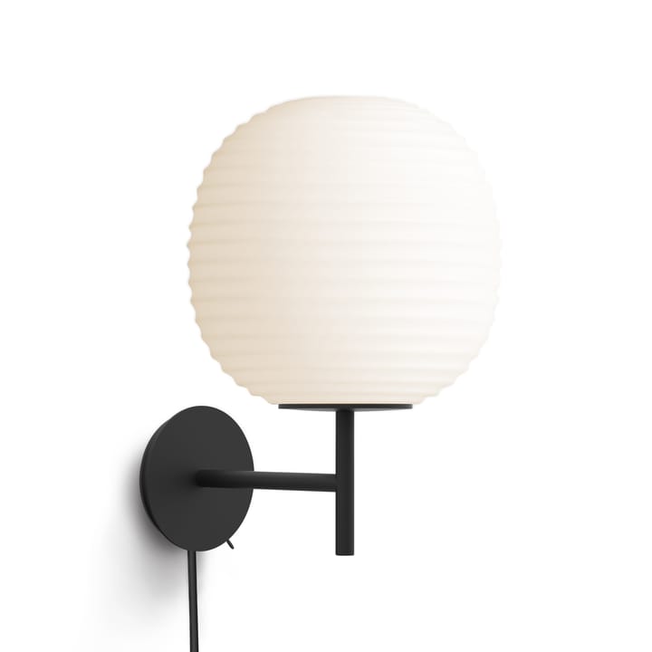 Lantern vegglampe small - Frosted white opal glass - New Works