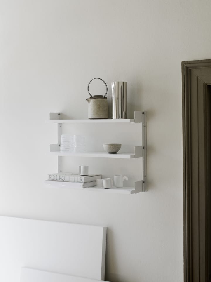 New Works Tea Shelf vegghengt hylle 46x62,5 cm, Hvit New Works