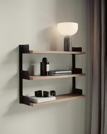 New Works Tea Shelf vegghengt hylle 46x62,5 cm - Valnøtt - New Works