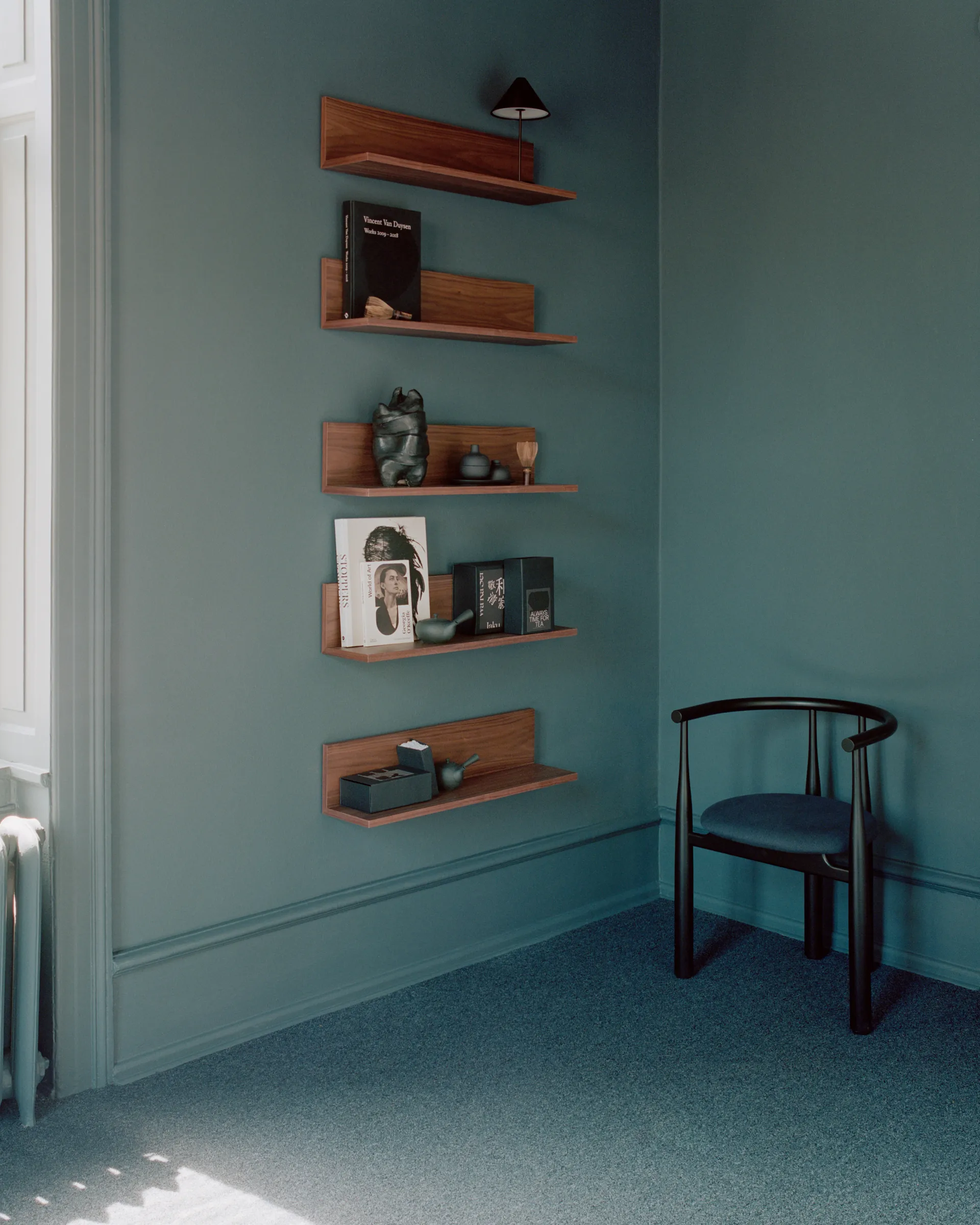 Tana vegghylle 75 cm, Valnøtt New Works