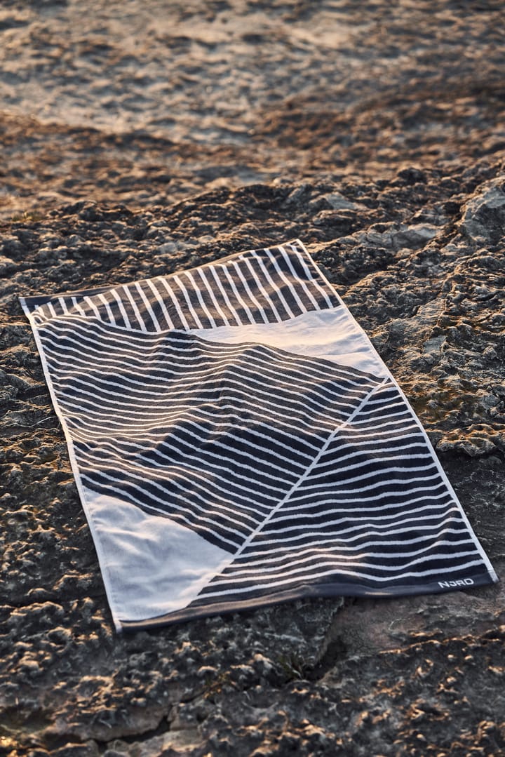 Stripes håndkle 70x140 cm, Blå NJRD