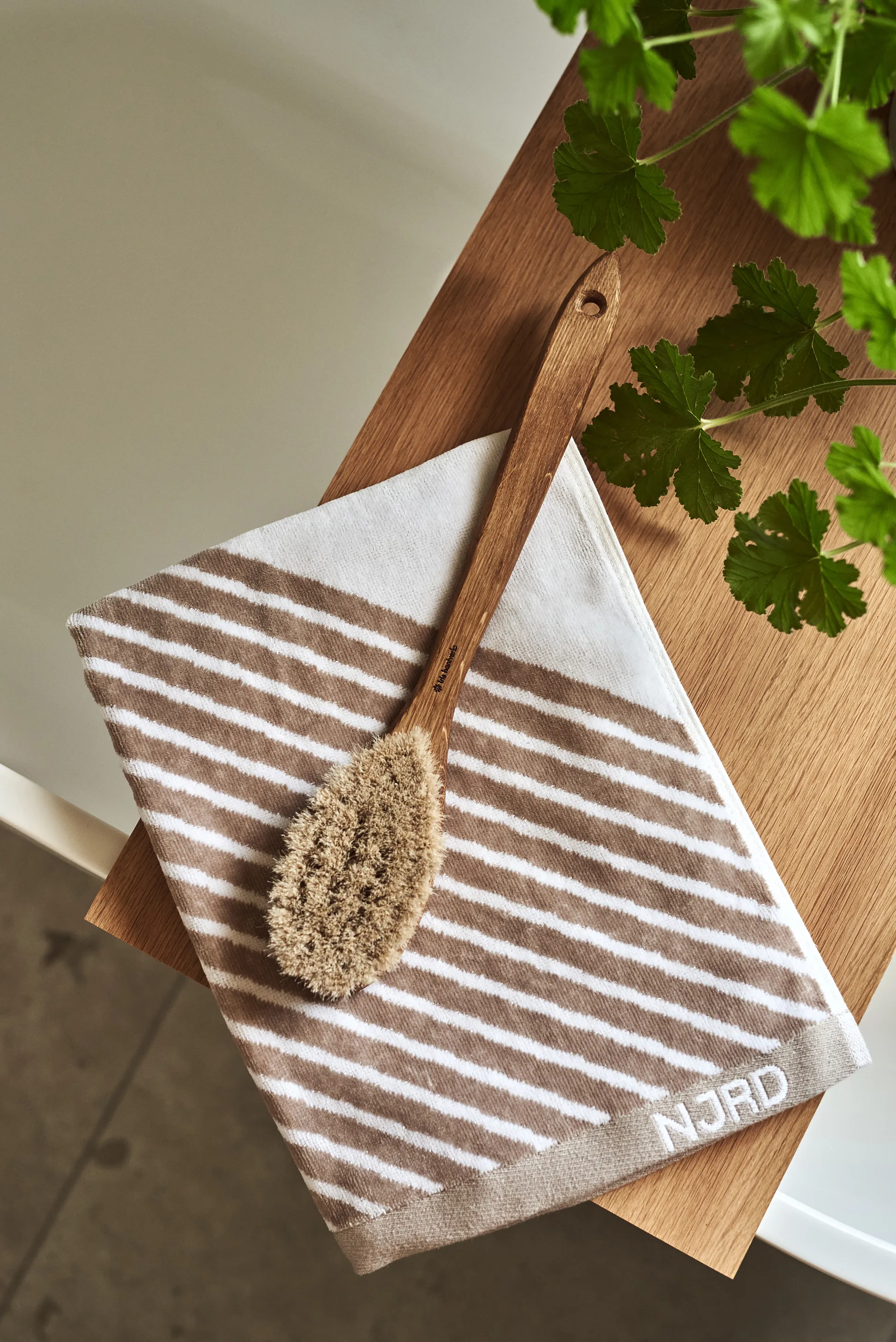 Stripes håndklesett 4 deler - Beige,  NJRD