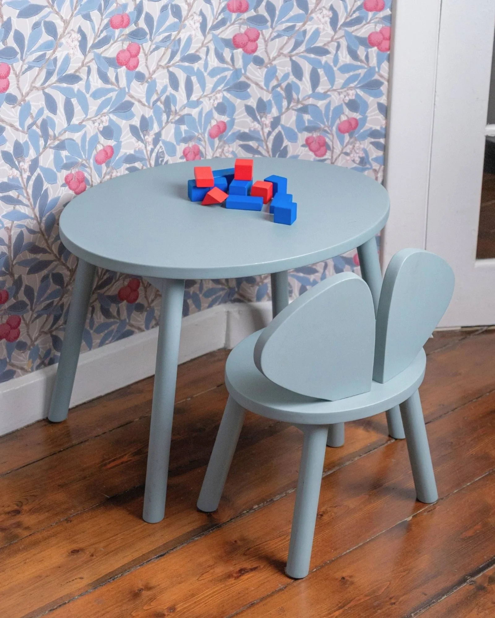 Mouse set barnestol + bord, Olivengrønn Nofred