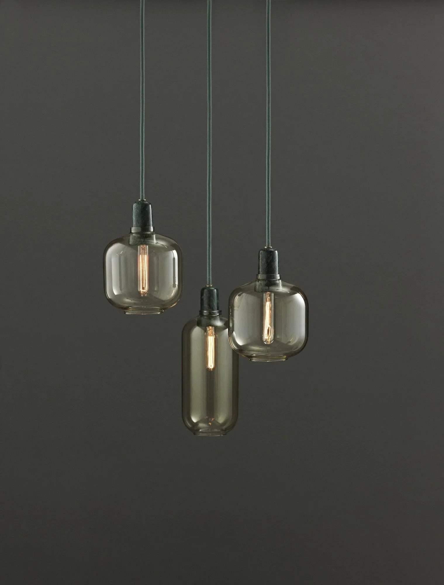 Amp lampe liten, gull-grønn Normann Copenhagen