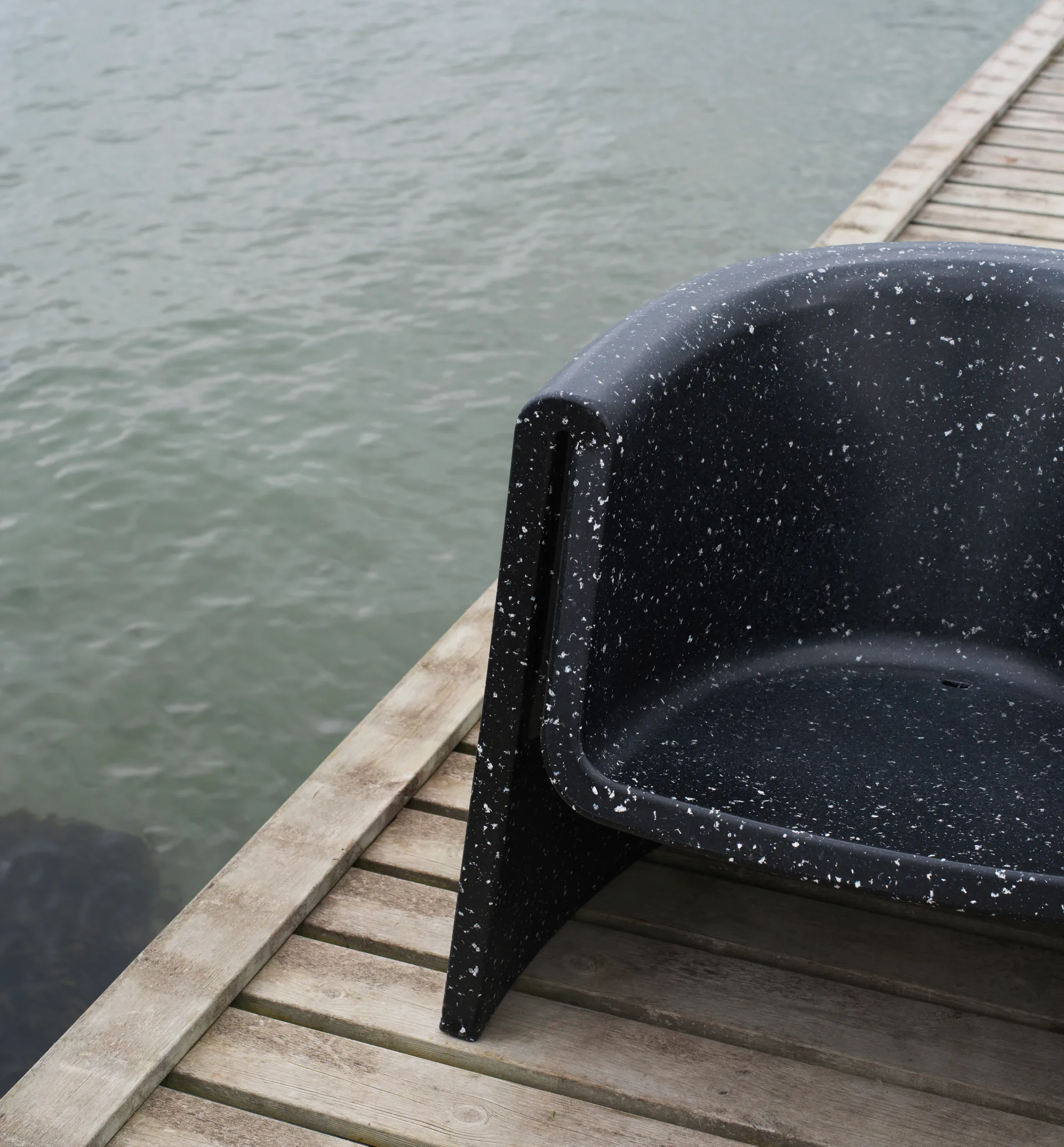 Bit Lounge Chair lenestol, Svart Normann Copenhagen