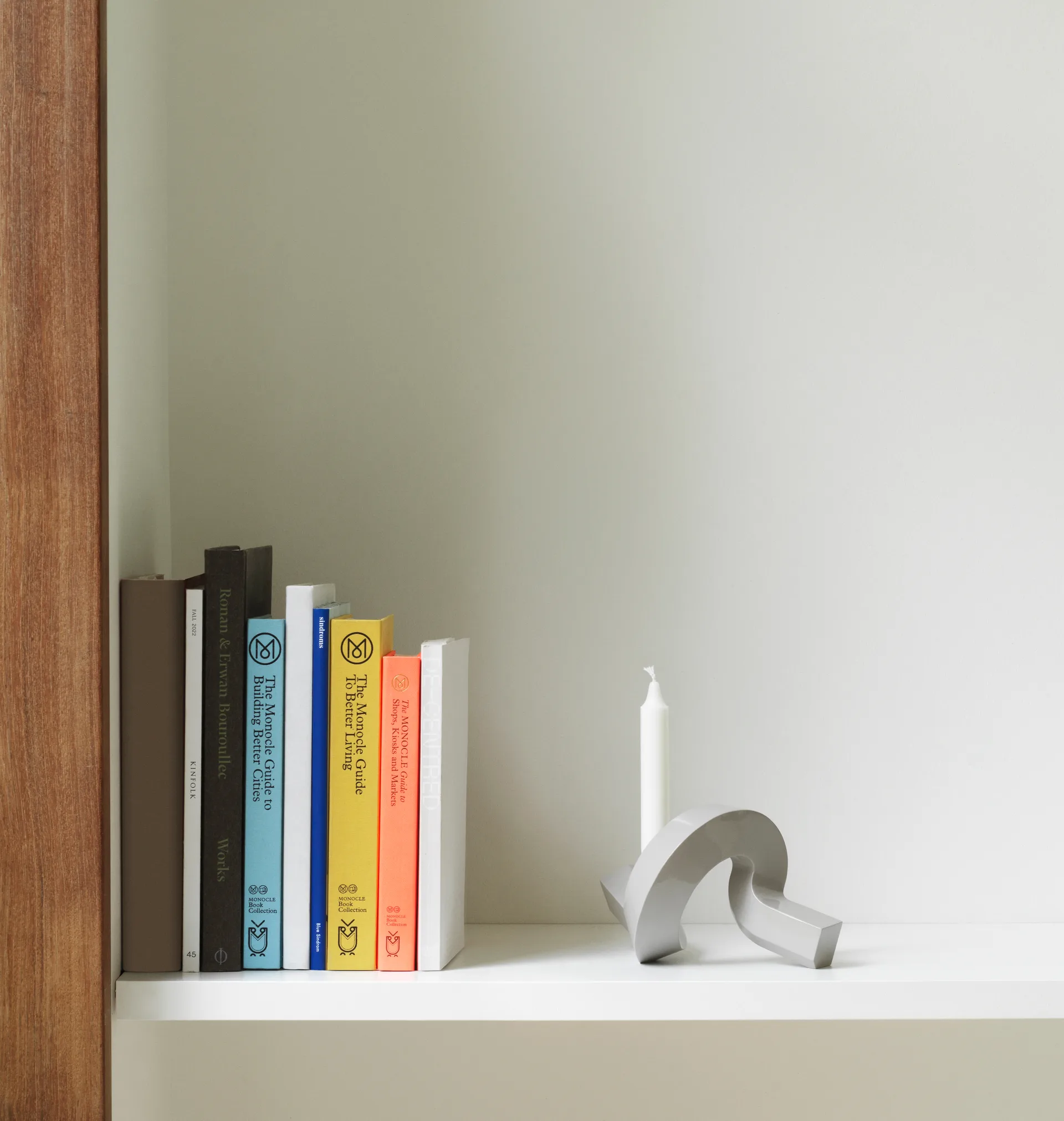 Crooked lysestake 1, Warm grey Normann Copenhagen