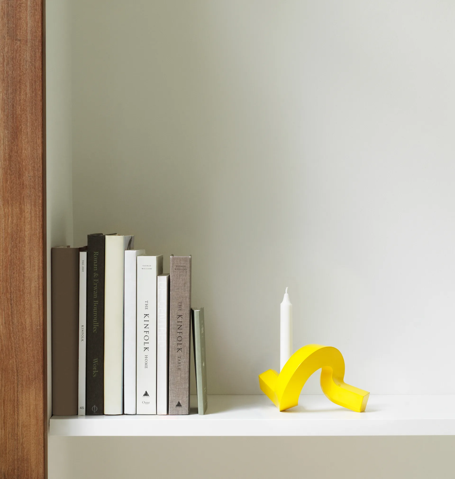 Crooked lysestake 1, Yellow Normann Copenhagen
