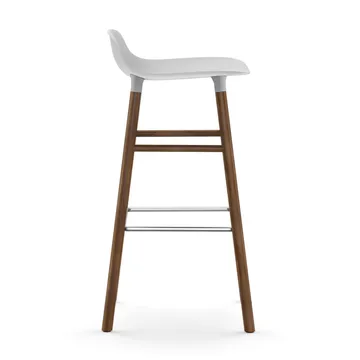 Form Chair barstol valnøttben - hvit - Normann Copenhagen