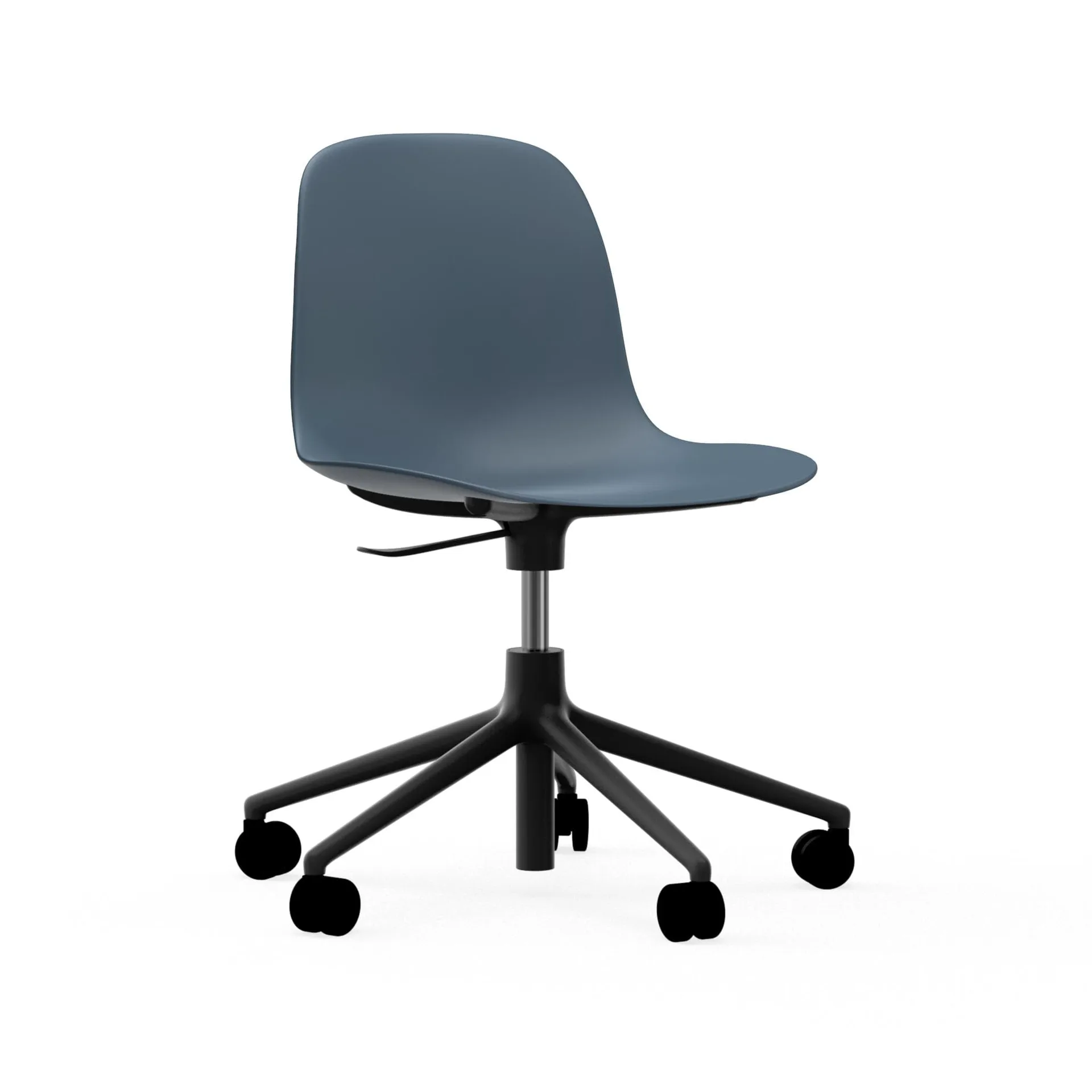 Form chair, dreibar stol, 5W kontorstol, blå, sort aluminium, hjul Normann Copenhagen