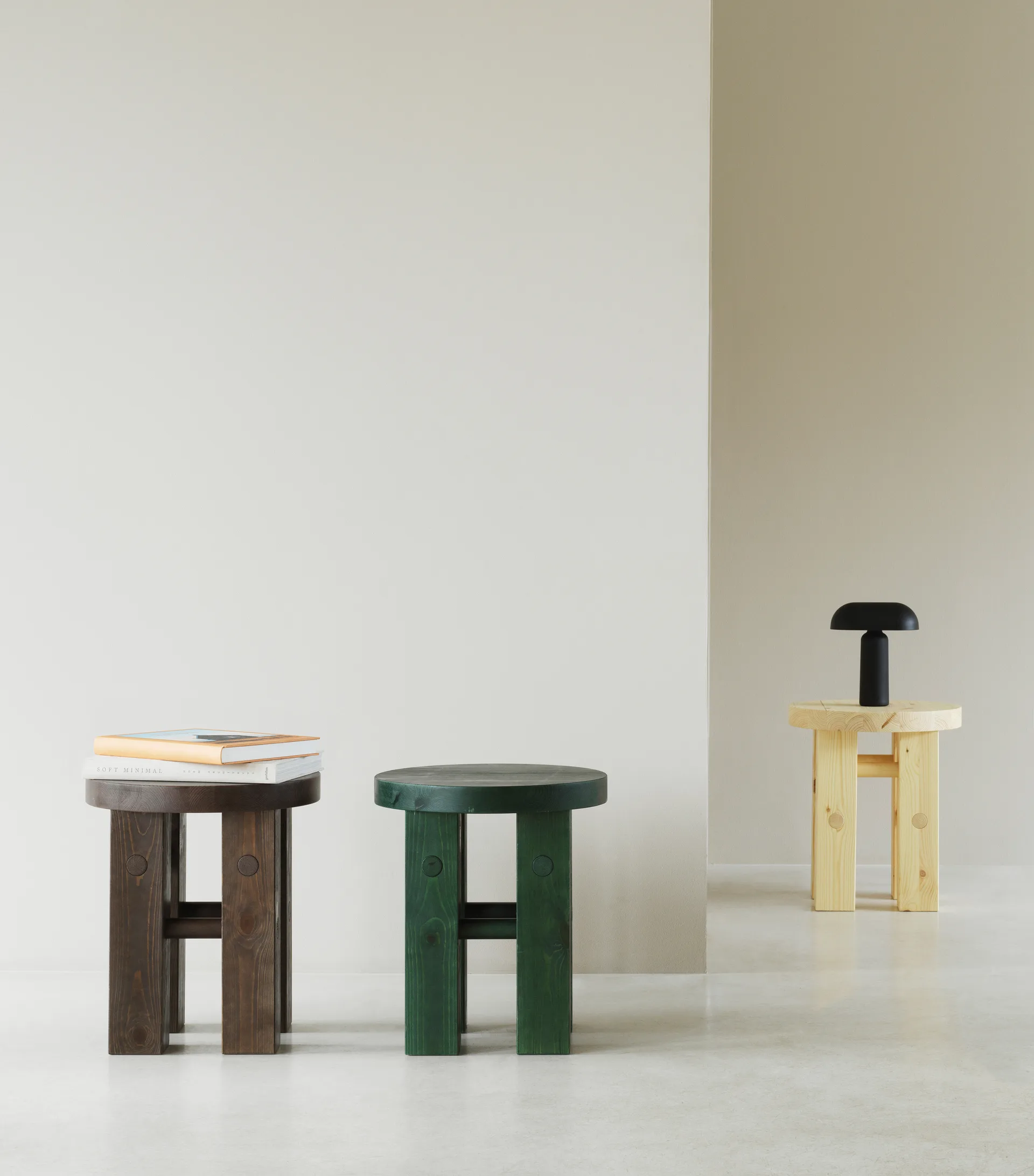 Fyr rund krakk 45 cm, Dark brown, Ø40x45 cm Normann Copenhagen