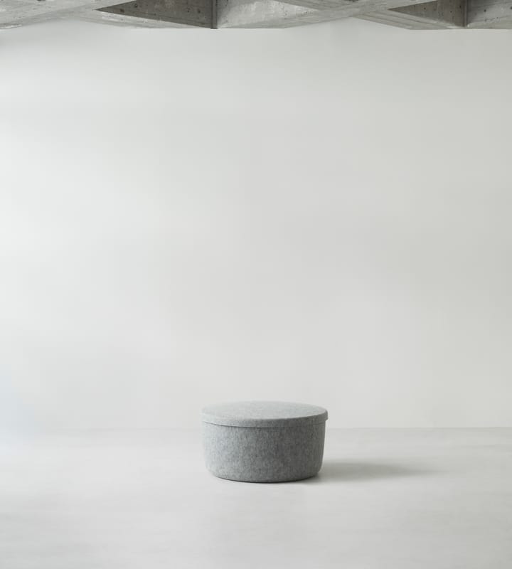 Hide Storage sittepuff stor, Grå Normann Copenhagen