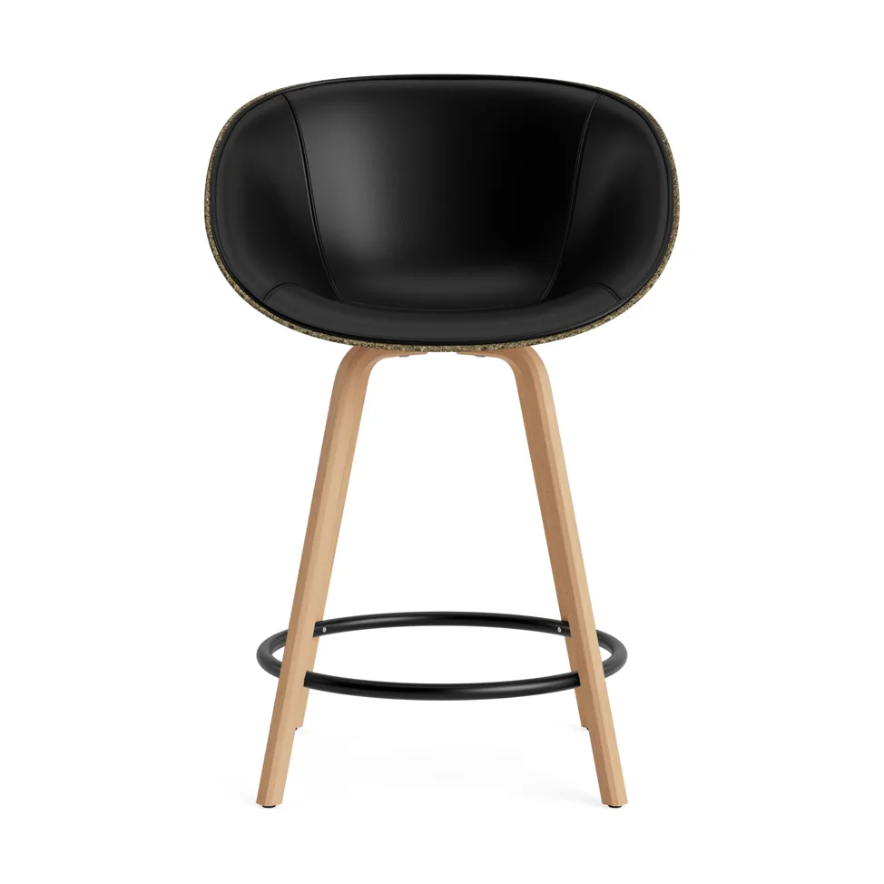 Mat Bar Armchair karmstol  fremsidepolstring 65 cm, Ultra 41599-seaweed-beech-black steel Normann Copenhagen