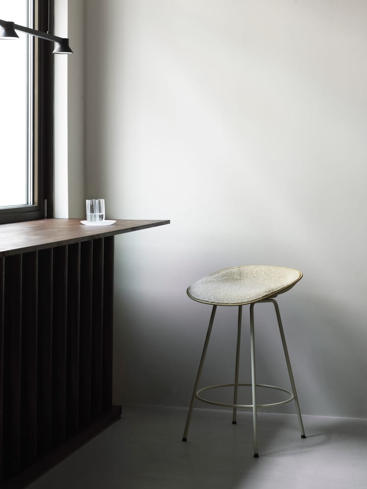 Mat Barstool barstol 65 cm, Seaweed-black steel Normann Copenhagen