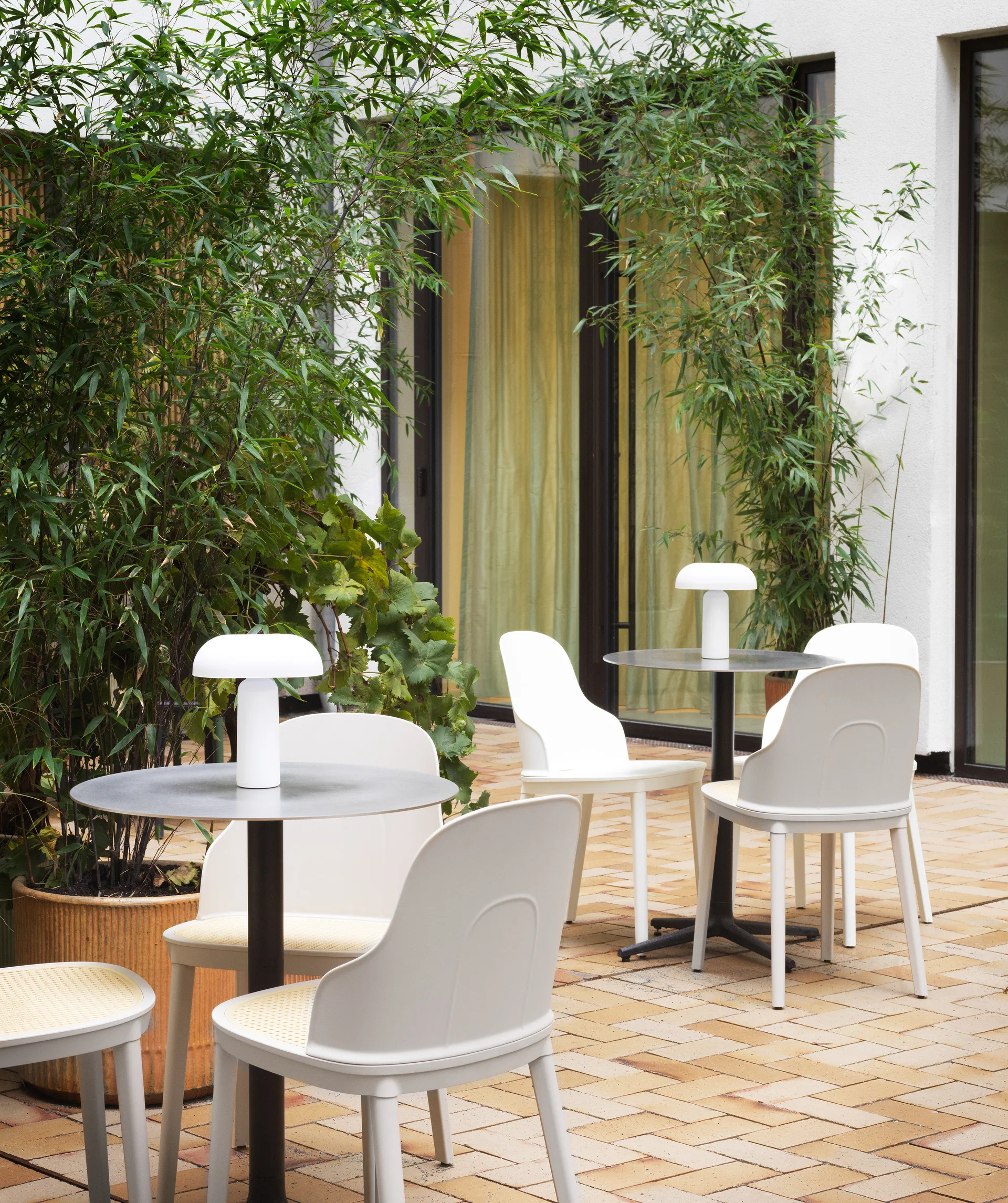 Porta Bordlampe, Hvit Normann Copenhagen