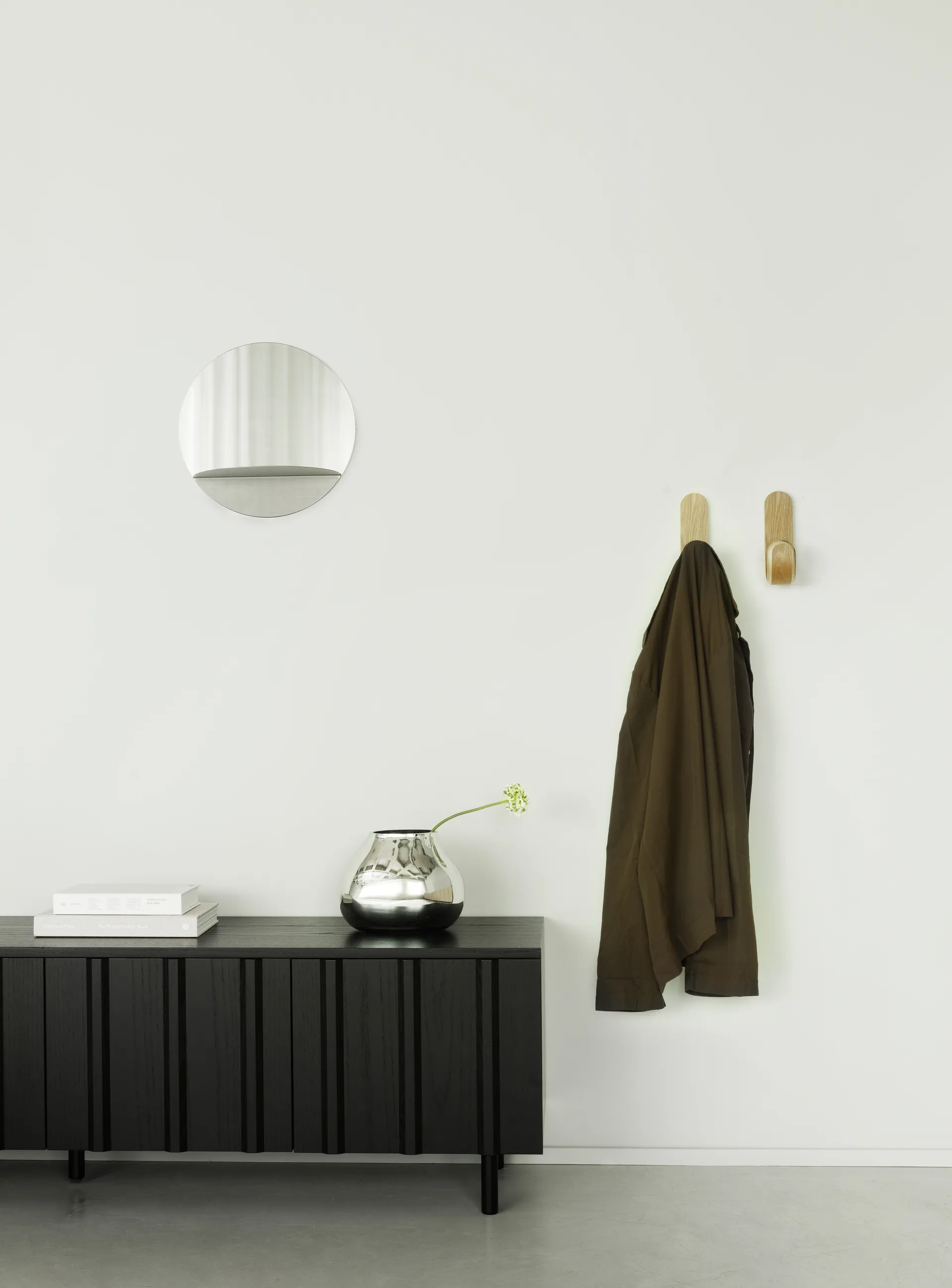 Rib skjenk lav, Soft Black Normann Copenhagen