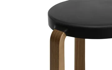 Tap rund krakk - Black, valnøttben, Ø35x43 cm - Normann Copenhagen