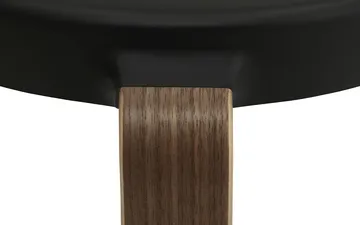 Tap rund krakk - Black, valnøttben, Ø35x43 cm - Normann Copenhagen