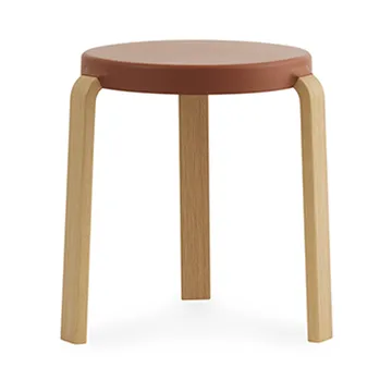 Tap rund krakk - Caramel, eikeben, Ø35x43 cm - Normann Copenhagen