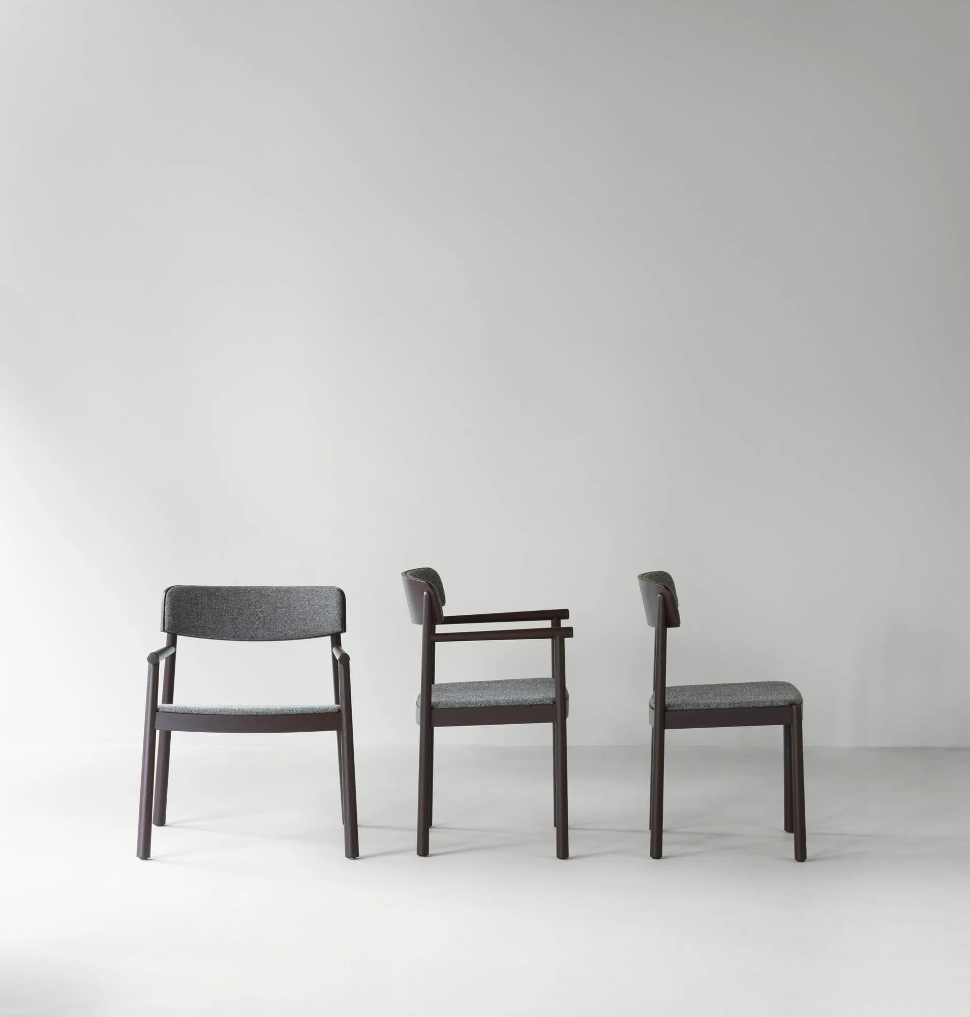 Timb lenestol, Brown ash-Hallingdal 368 Normann Copenhagen