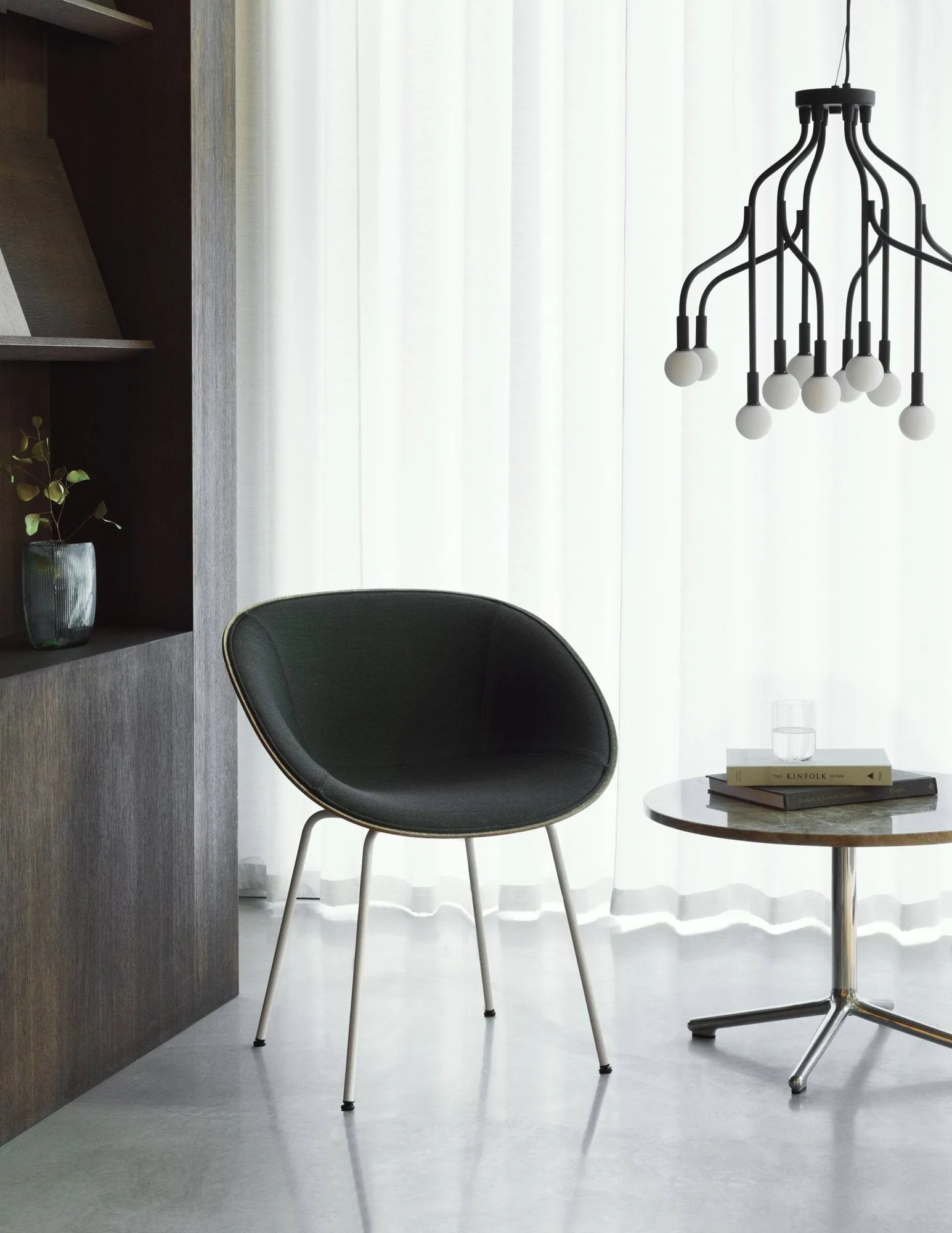 Vekst Taklampe Small, Svart Normann Copenhagen