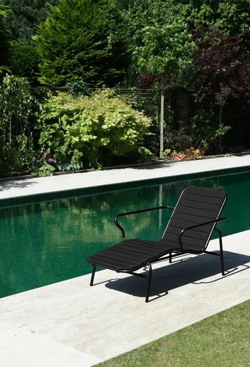 Vig pute til solstol - Black - Normann Copenhagen