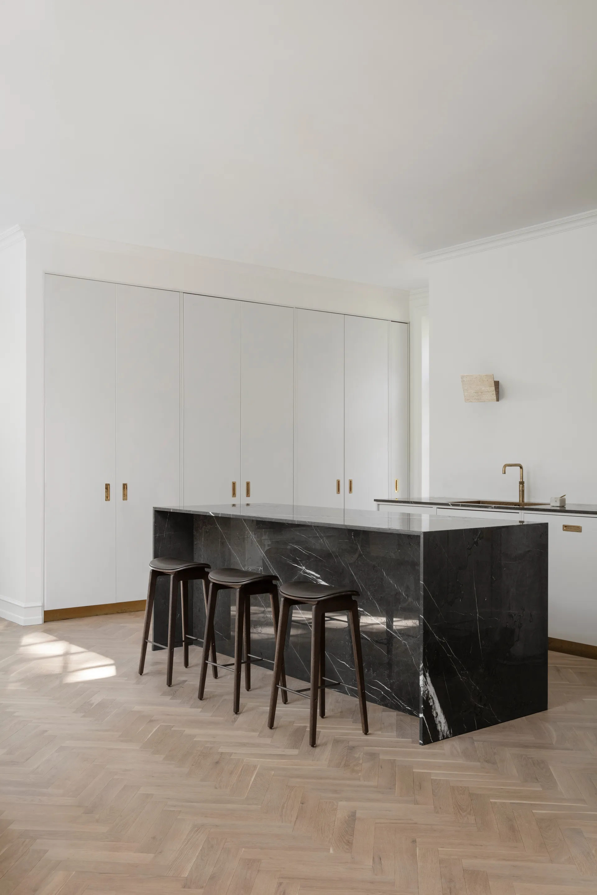 NY11 barkrakk, Dark smoked oak, 75 cm NORR11