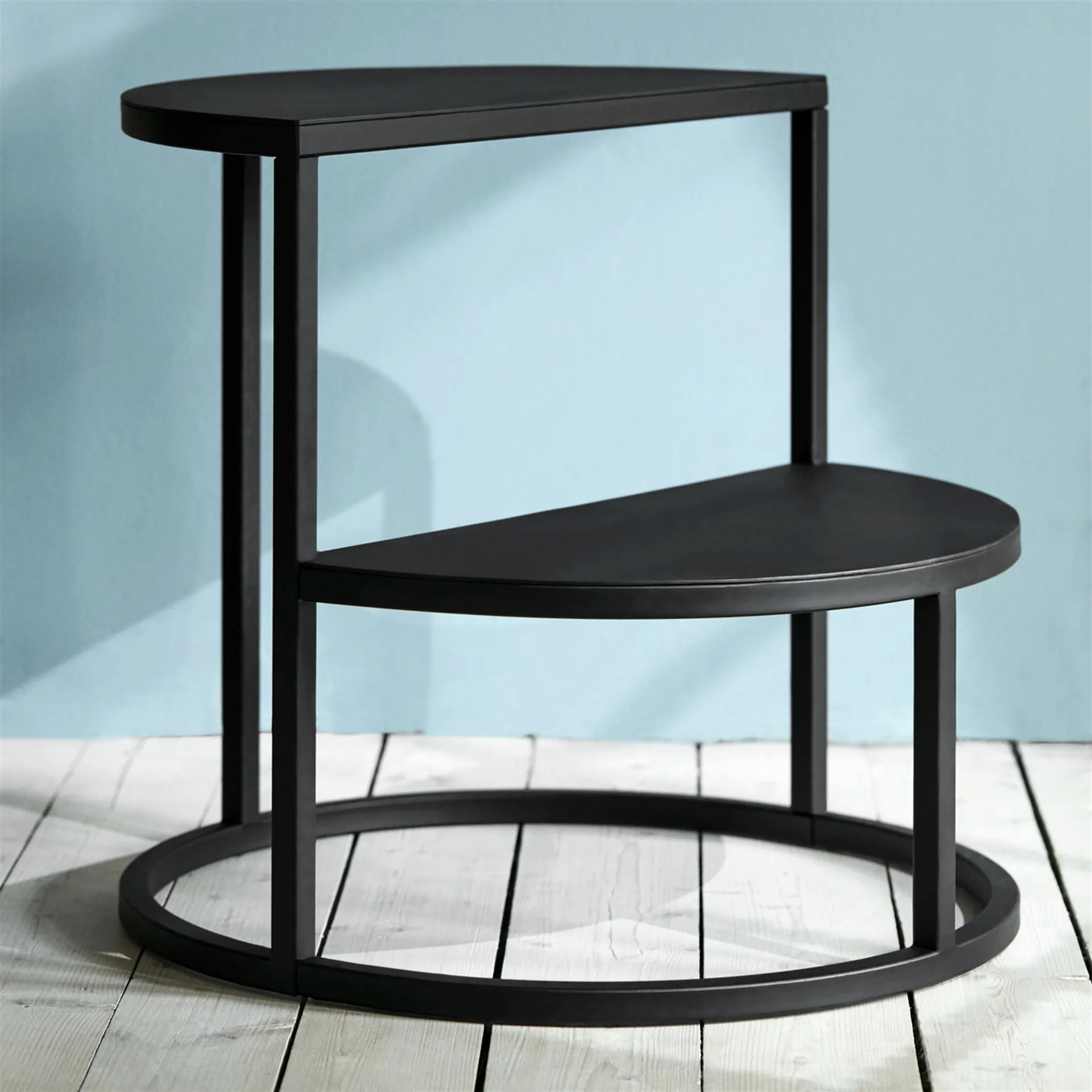 Dais stige 1, Svart Northern