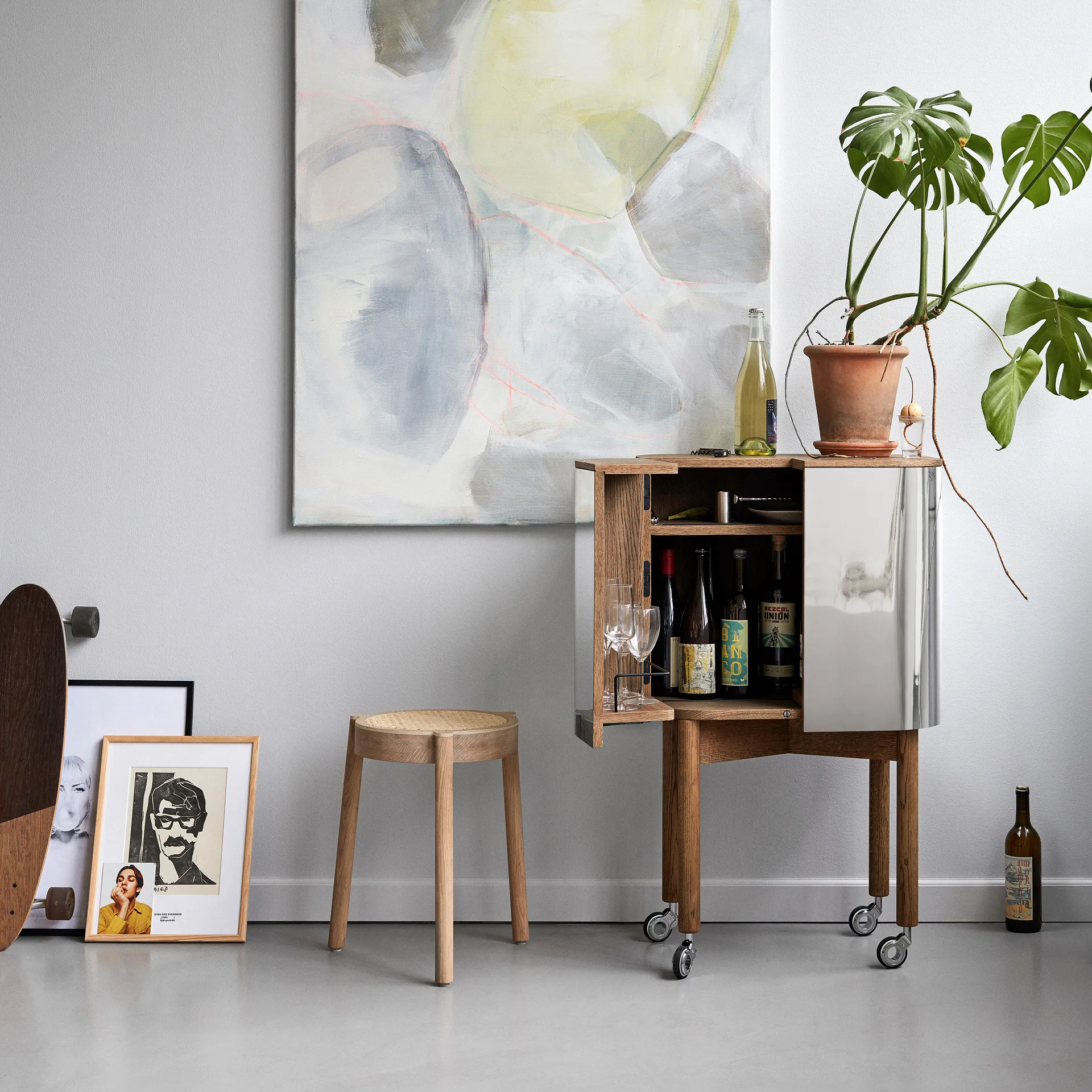 Loud barskap på hjul, Røkt eik Northern