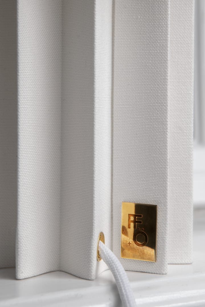 Plissé bordlampe tekstil, Hvit Örsjö Belysning