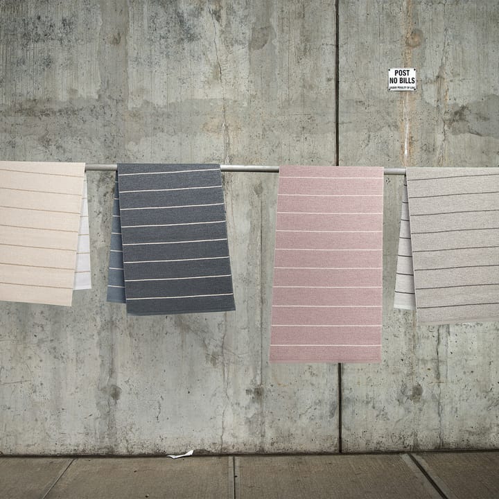 Carl løper, warm grey/fossil grey, 70x350 cm Pappelina