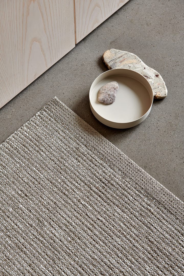 Emm Metallic matt, Fossil grå-sten, 70x120 Pappelina