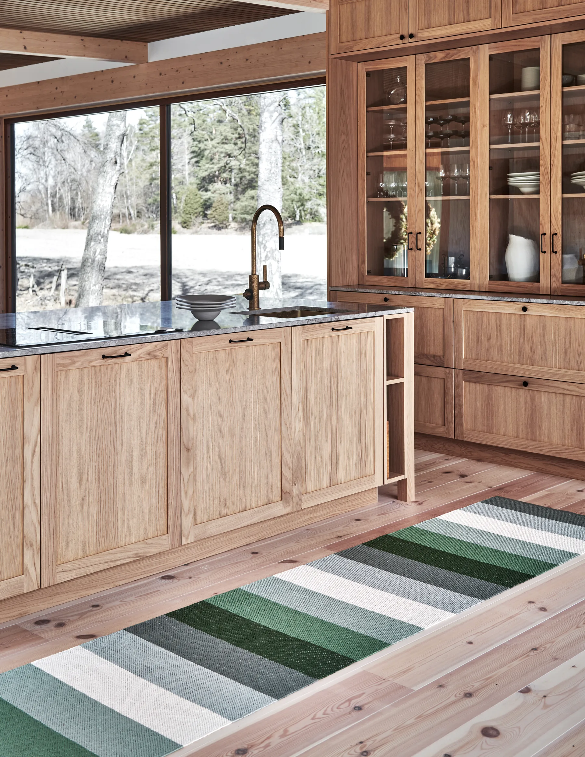 Molly løper, Woods, 70x300 cm Pappelina