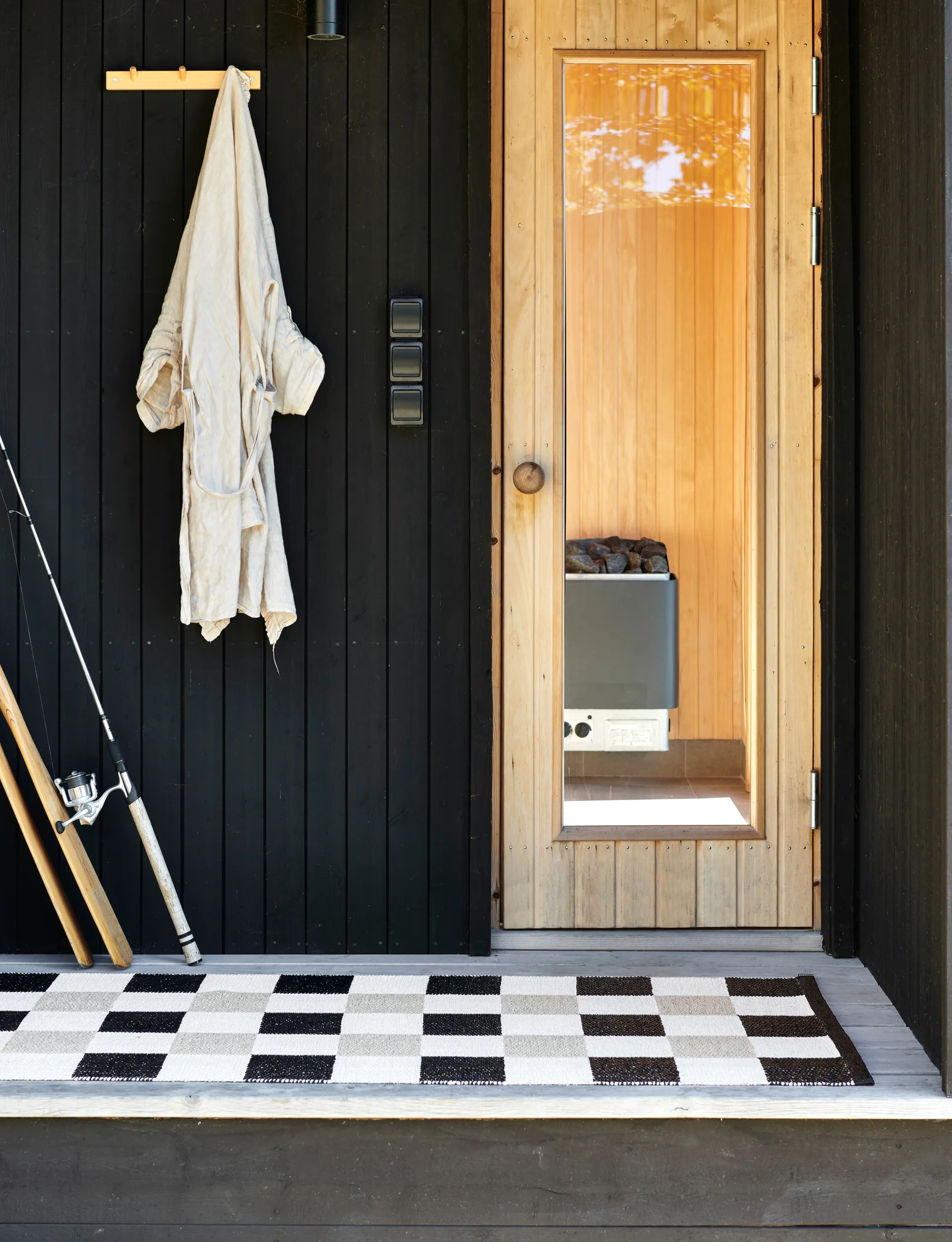 Pix løper, Black-vanilla, 70x160 cm Pappelina