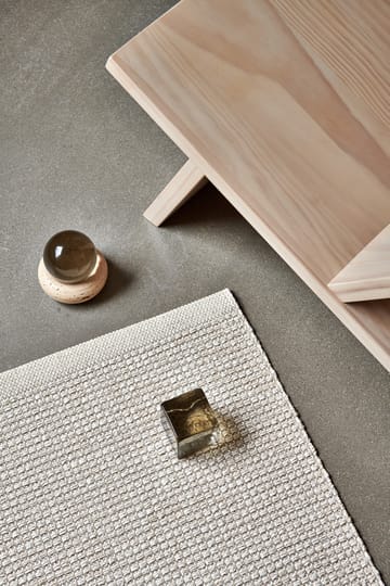 Sam teppe - Dark linen-linen, 70x90 cm - Pappelina
