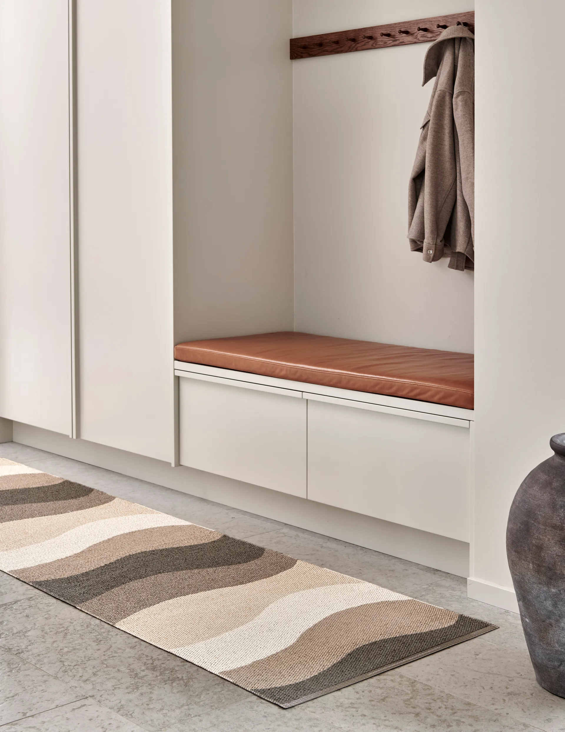 Urvi løper, Earth, 70x300 cm Pappelina