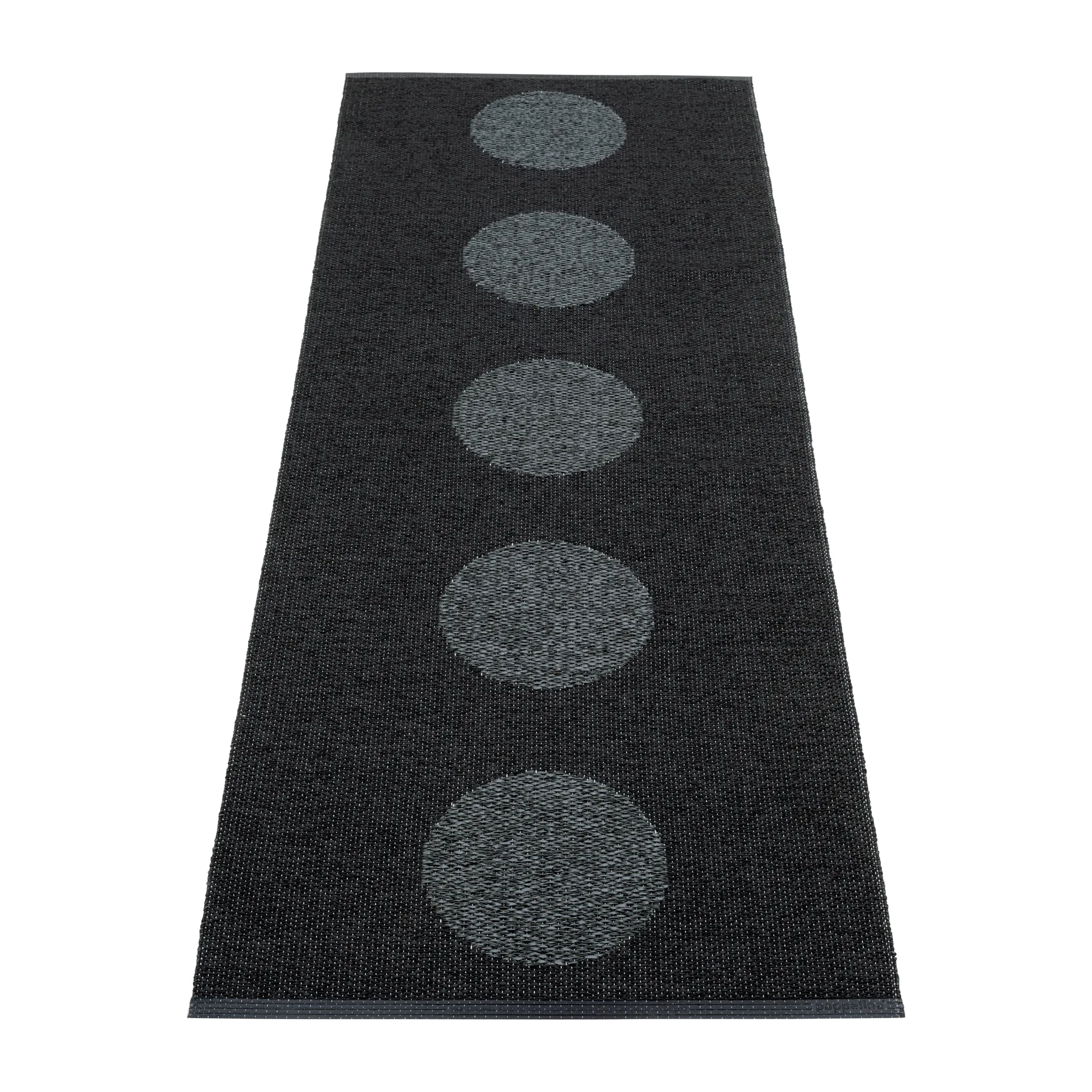 Vera 2.0 plastmatte black-black metallic, 70x200 cm Pappelina