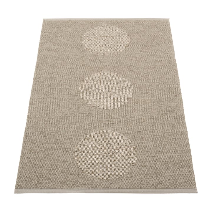 Vera 2.0 plastmatte dark linen-linen metallic - 70x120 cm - Pappelina