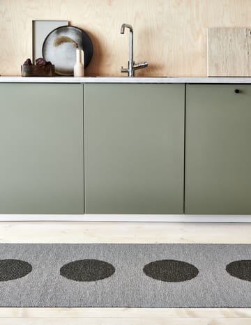 Vera 2.0 plastmatte grey-granit metallic - 70x280 cm - Pappelina