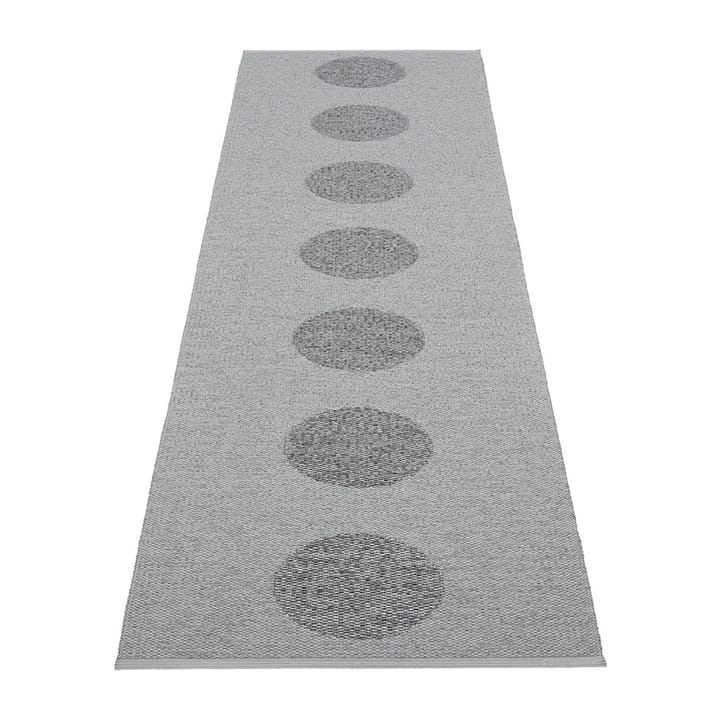 Vera 2.0 plastmatte grey-granit metallic - 70x360 cm - Pappelina