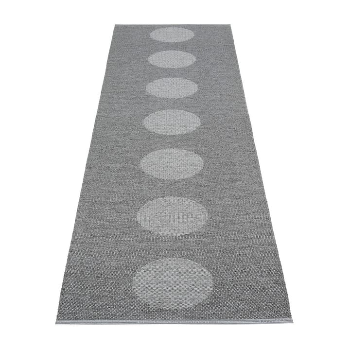 Vera 2.0 plastmatte grey-granit metallic, 70x360 cm Pappelina