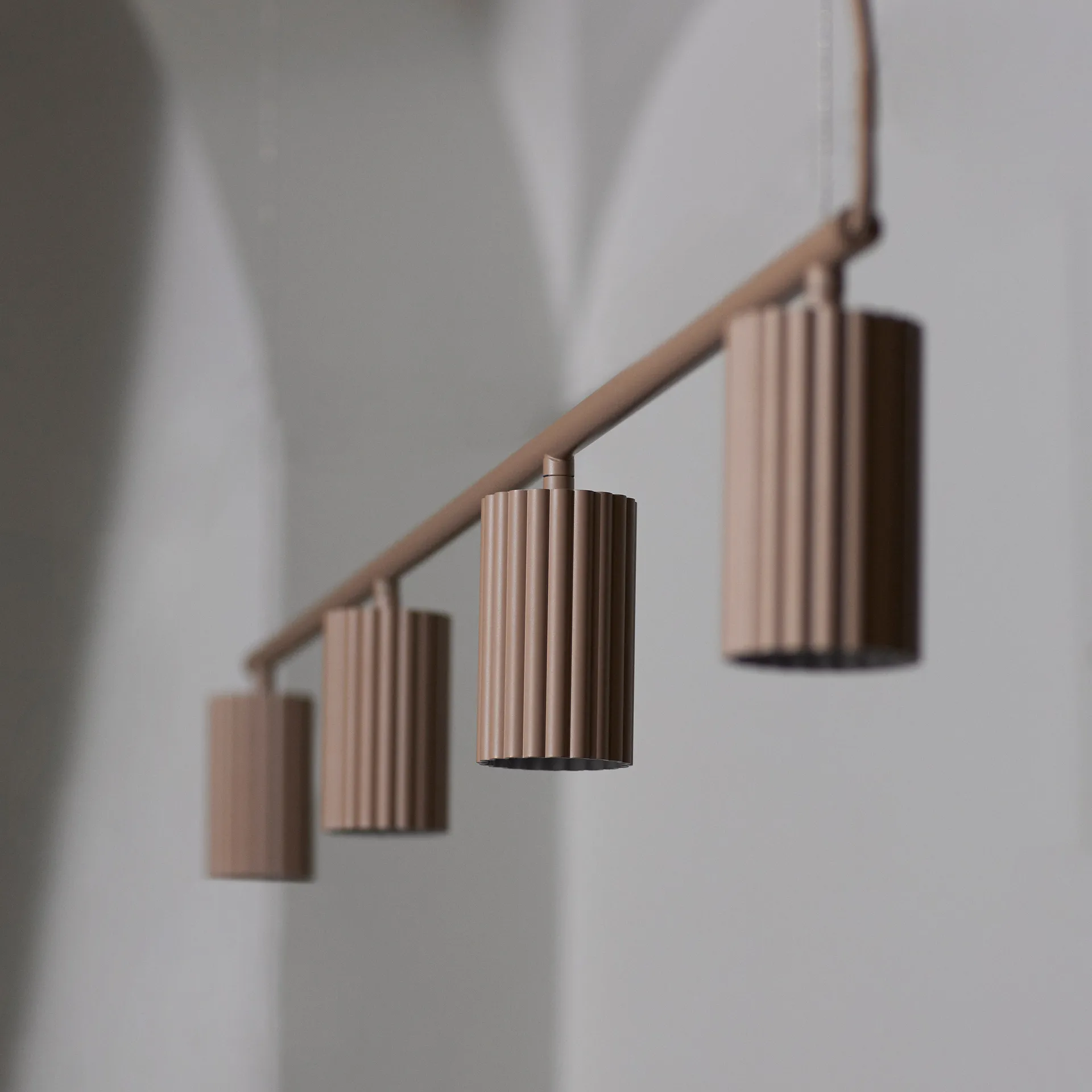 Donna Line 120 taklampe, Blush Pholc