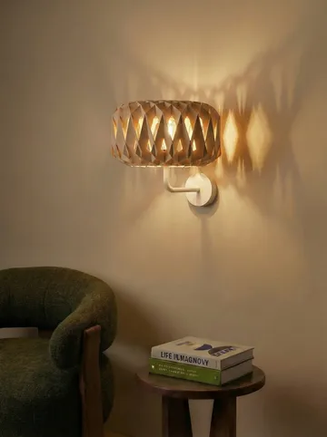 Signature 25 vegglampe - Bjørk, Ø28x15,5 cm - Pilke