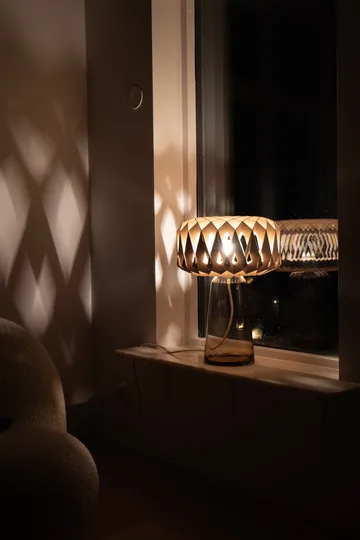 Signature 35 bordlampe - Amber-bjørk, Ø36,5x53 cm - Pilke