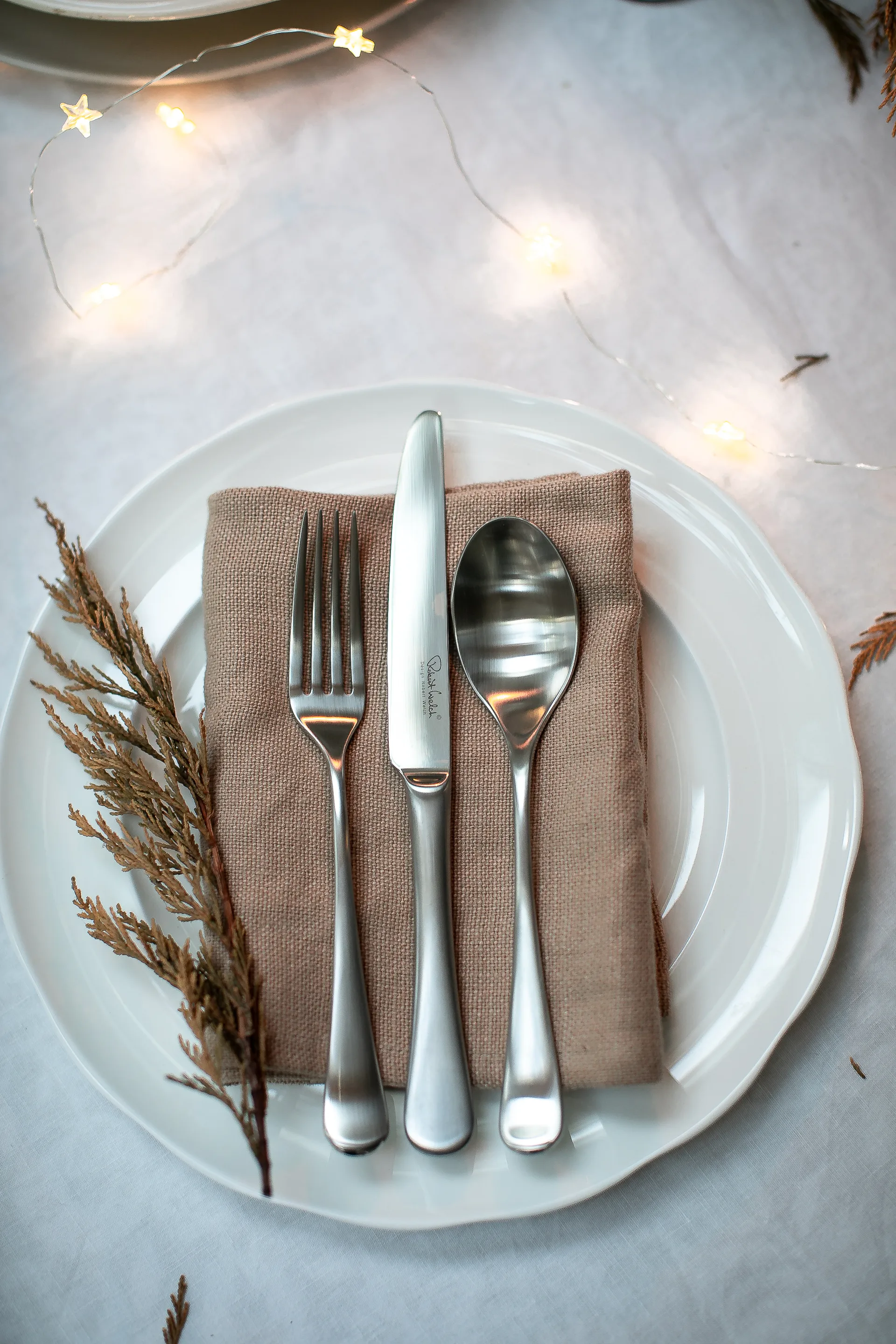 Radford bestikk matt, 42 deler Robert Welch