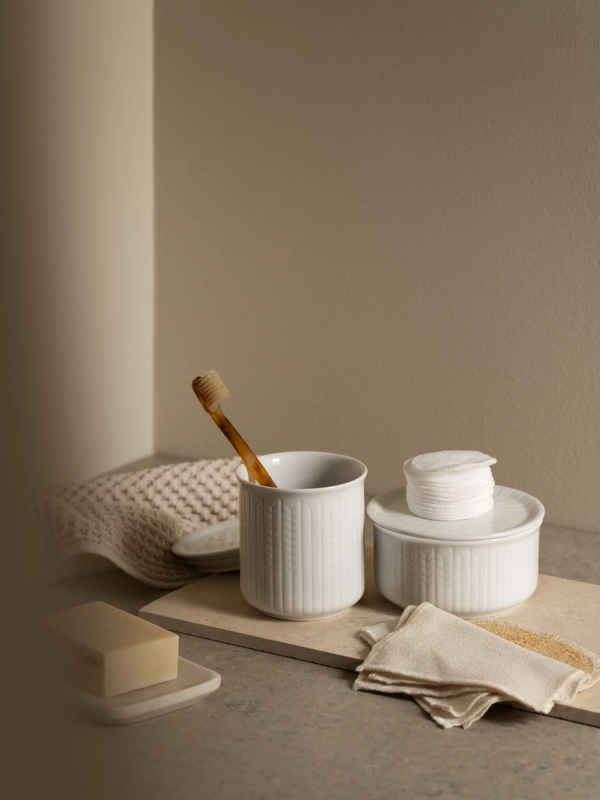 Swedish Grace oppbevaringsboks S 0,3 L, Snø Rörstrand